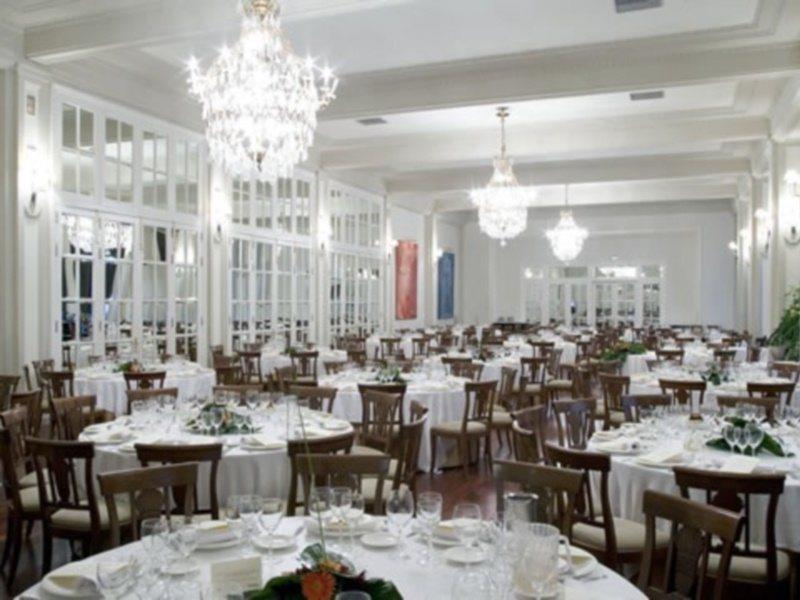 Nh Collection Gran Hotel De Сарагоса Ресторан фото
